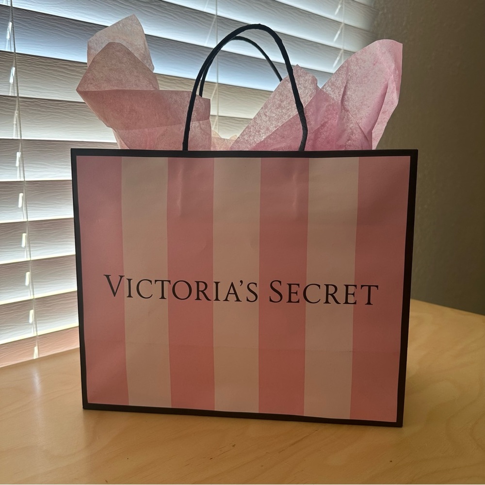 Victoria's Secret 🩷 Pink & White Striped Paper Gift Bag